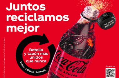 Coca-Cola lanza en España prueba piloto de tapa adherida a la botella para incentivar el reciclaje